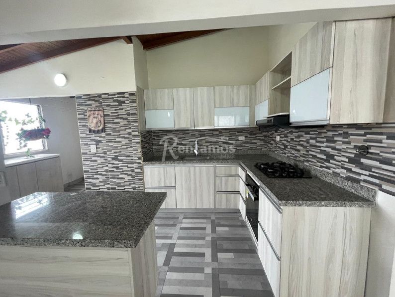 Apartamento en venta Antioquia Medellín El Tesoro 83 m2 Habitaciones 3 Baños 2 Garajes 1 Precio $459000000