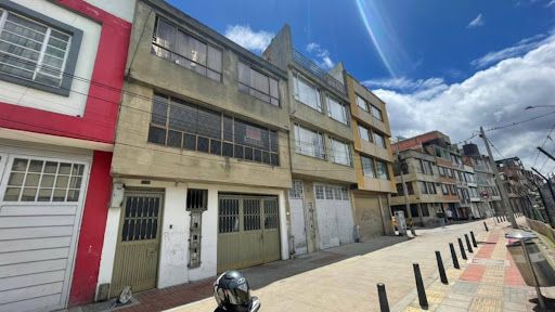 Bodega en arriendo Cundinamarca Bogotá Santa Catalina 85 m2 Habitaciones 0 Baños 1 Garajes 0 Precio $1800000