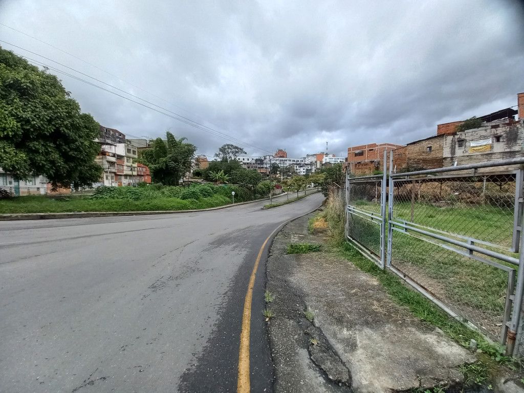 Lote en venta Tolima Ibagué Centenario 250 m2 Habitaciones 0 Baños 1 Garajes 0 Precio $1700000000