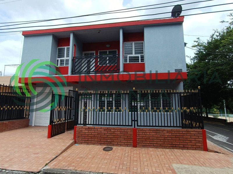 Casa en venta Santander Barrancabermeja Aguas Claras 175 m2 Habitaciones 3 Baños 4 Garajes 1 Precio $450000000