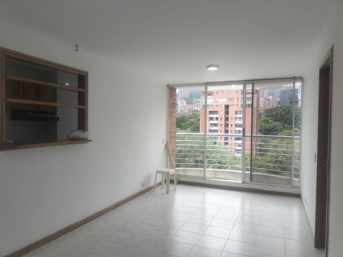 Apartamento en arriendo o venta Antioquia Medellín Patio Bonito 52 m2 Habitaciones 1 Baños 2 Garajes 1 Precio venta $500000000 Precio arriendo $3350000
