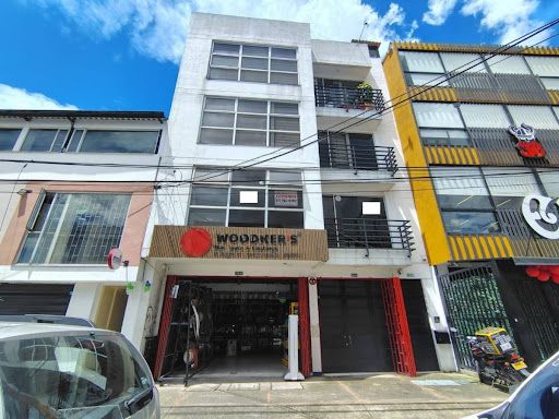 Local en arriendo Cundinamarca Bogotá Prado Veraniego 120 m2 Habitaciones 0 Baños 2 Garajes 0 Precio $2500000