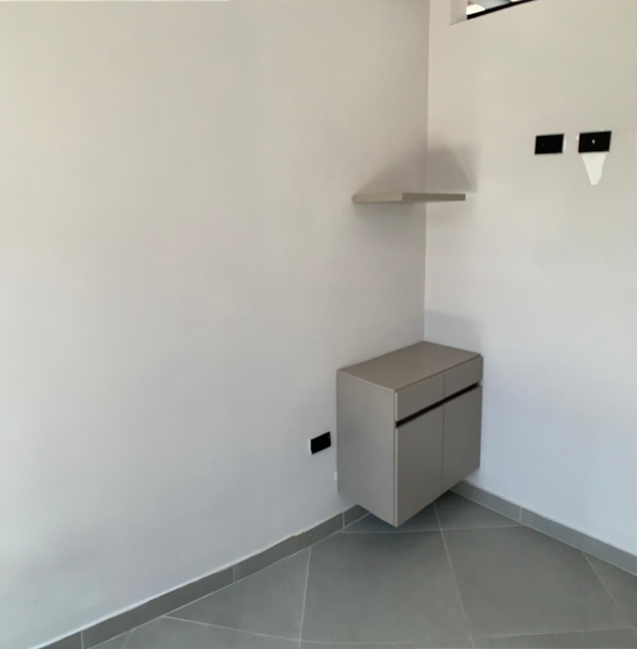 Consultorio en arriendo Antioquia Medellín Bolivariana 40 m2 Habitaciones 0 Baños 1 Garajes 0 Precio $2700000