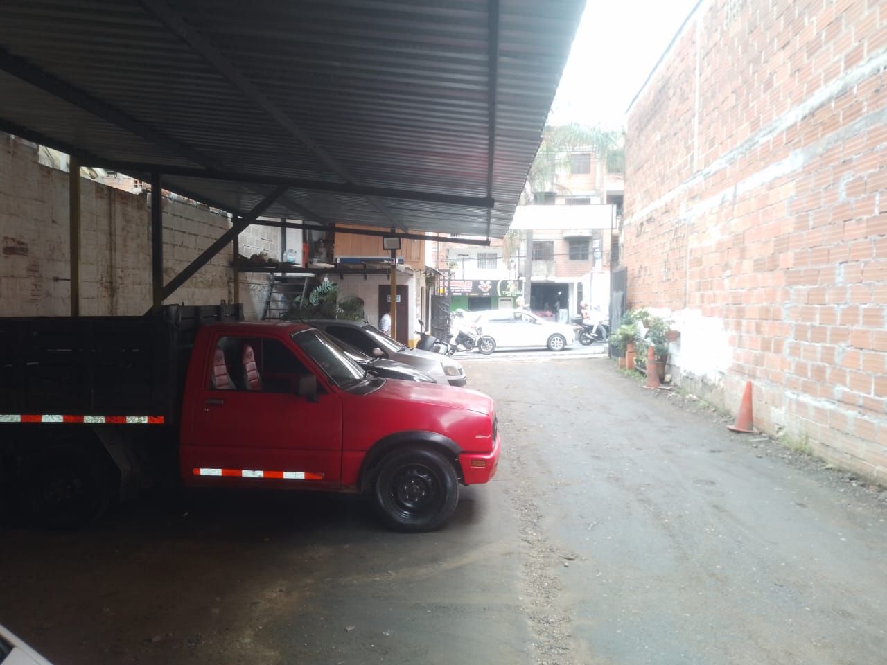 Lote en venta Antioquia Bello Manchester 275 m2 Habitaciones 0 Baños 0 Garajes 0 Precio $1300000000