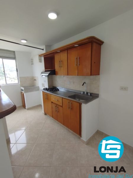Apartamento en arriendo Antioquia Itagüí La Independencia 60 m2 Habitaciones 2 Baños 2 Garajes 1 Precio $1800000