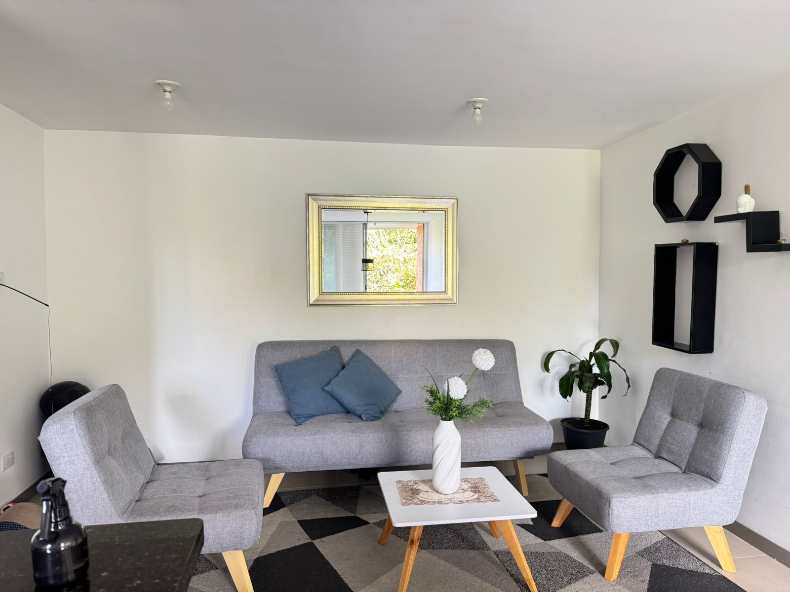 Apartamento en venta Antioquia Envigado Loma Del Barro 69 m2 Habitaciones 3 Baños 2 Garajes 1 Precio $420000000