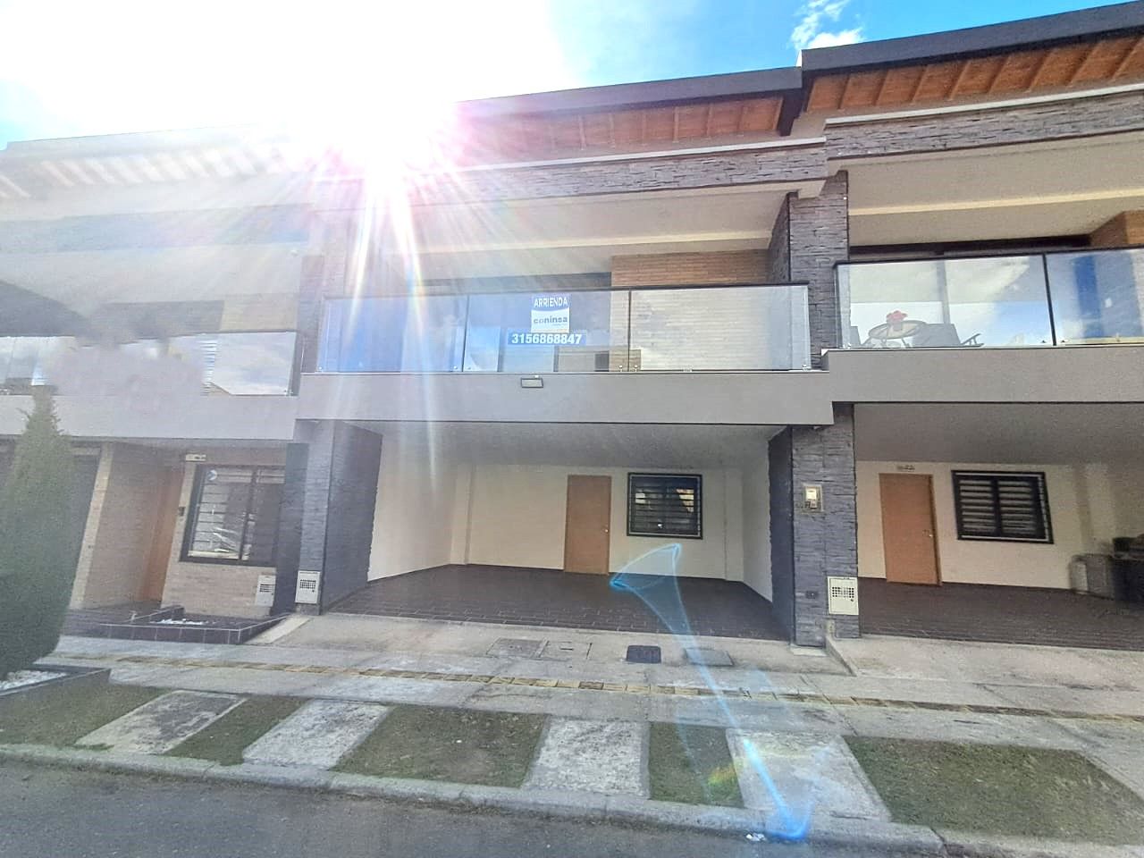Casa en arriendo Antioquia Rionegro San Antonio 173 m2 Habitaciones 3 Baños 4 Garajes 1 Precio $4200000