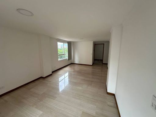 Apartamento en arriendo Antioquia Envigado Bosques De Zúñiga 110 m2 Habitaciones 3 Baños 2 Garajes 2 Precio $4400000
