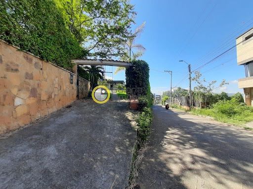 Casa en arriendo Santander Bucaramanga Lagos Del Cacique 1500 m2 Habitaciones 5 Baños 6 Garajes 3 Precio $6750000