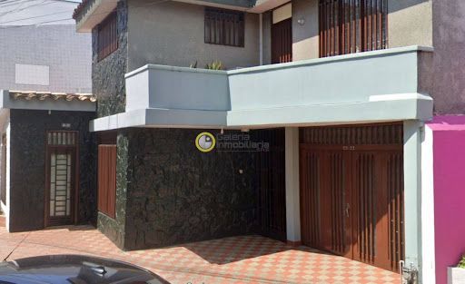 Casa en arriendo Santander Bucaramanga Bolarqui 388 m2 Habitaciones 6 Baños 7 Garajes 2 Precio $11000000