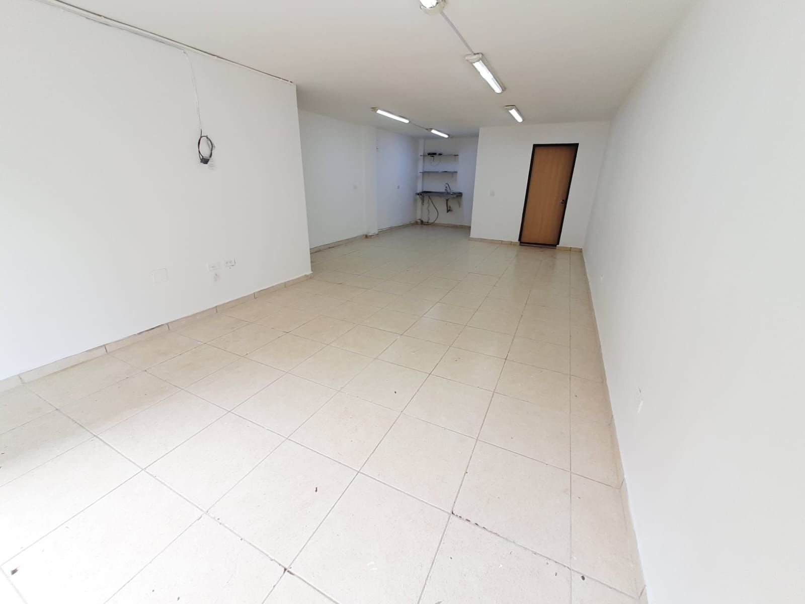 Local en arriendo Antioquia Itagüí Centro 50 m2 Habitaciones 0 Baños 1 Garajes 0 Precio $2490000