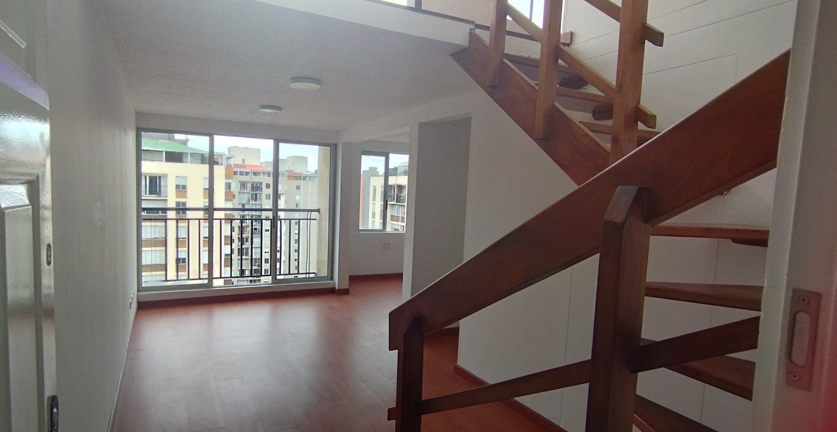 Apartamento en arriendo Cundinamarca Bogotá Cr Versalles Real Et Iii 98 m2 Habitaciones 3 Baños 3 Garajes 1 Precio $3500000