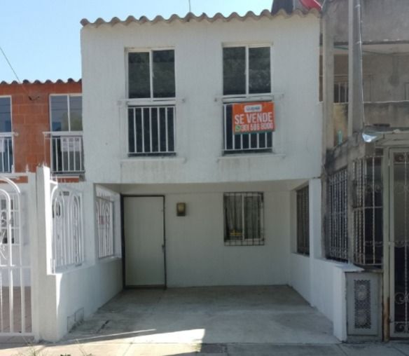 Casa en arriendo o venta Valle Del Cauca Jamundí Llanuras De Castillo 118 m2 Habitaciones 3 Baños 3 Garajes 1 Precio venta $150000000 Precio arriendo $600000