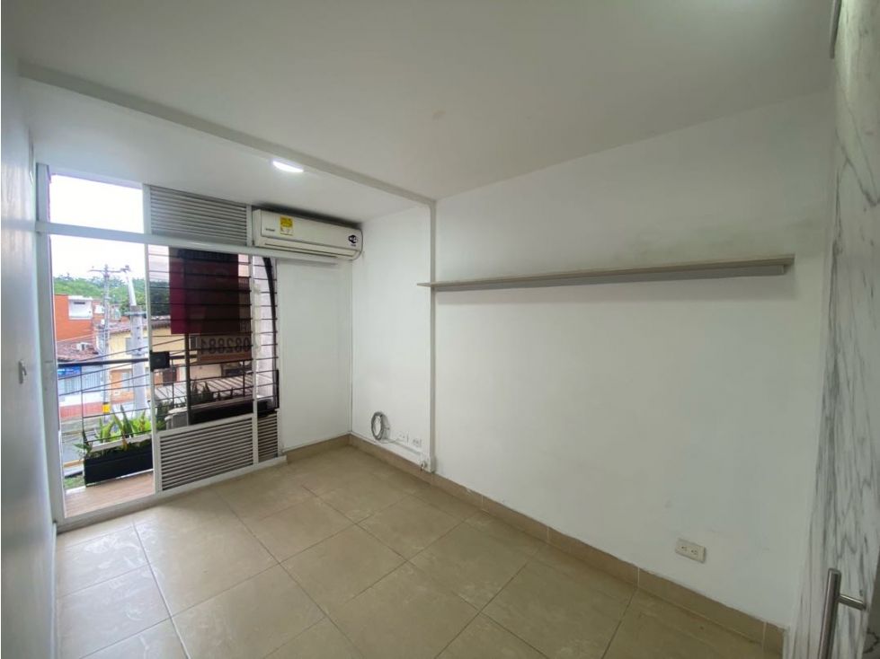 Oficina en arriendo Antioquia Medellín Belen 55 m2 Habitaciones 0 Baños 1 Garajes 0 Precio $2000000
