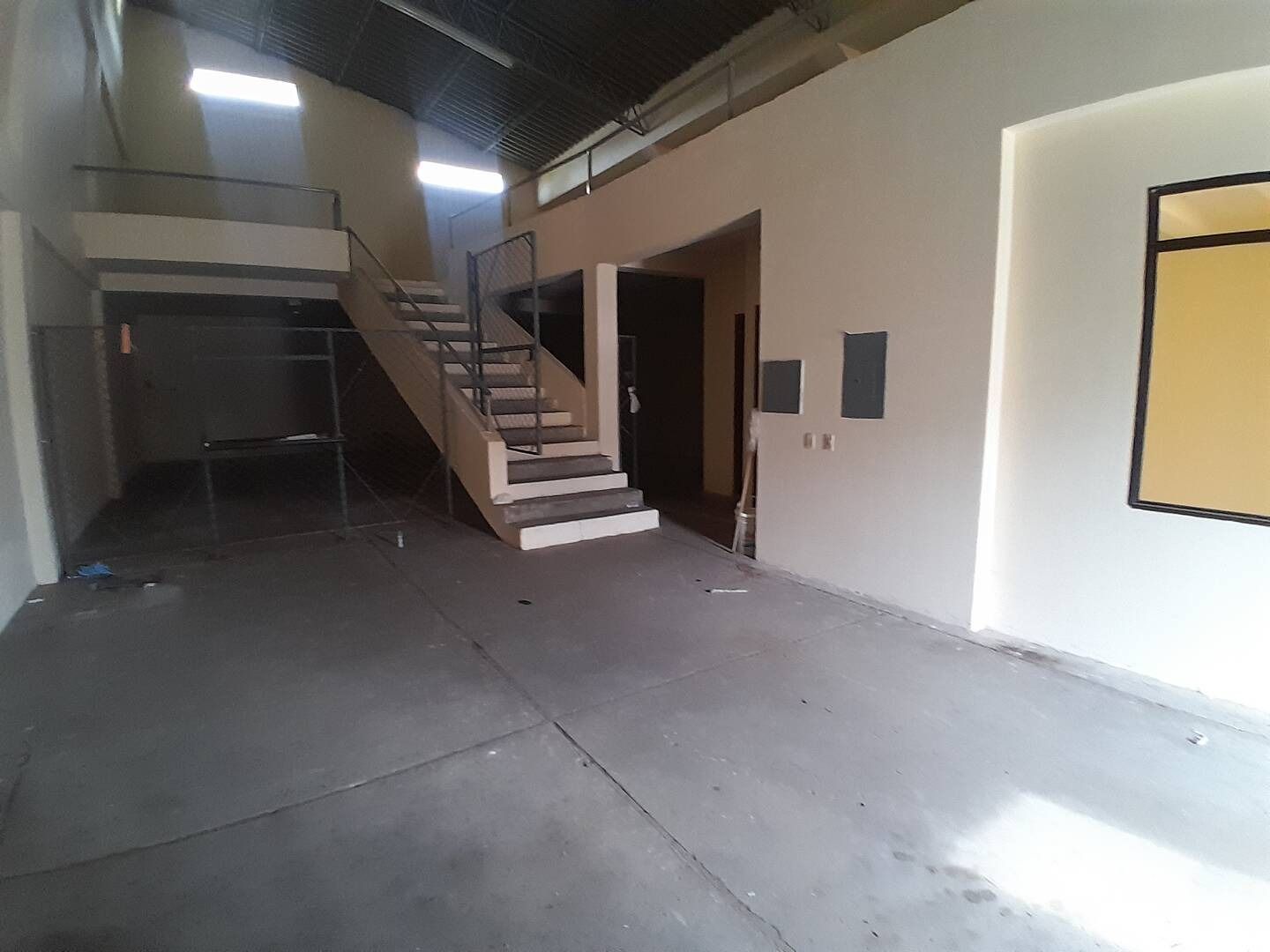 Bodega en arriendo Córdoba Montería Alfonso Lopez 330 m2 Habitaciones 0 Baños 2 Garajes 2 Precio $3700000
