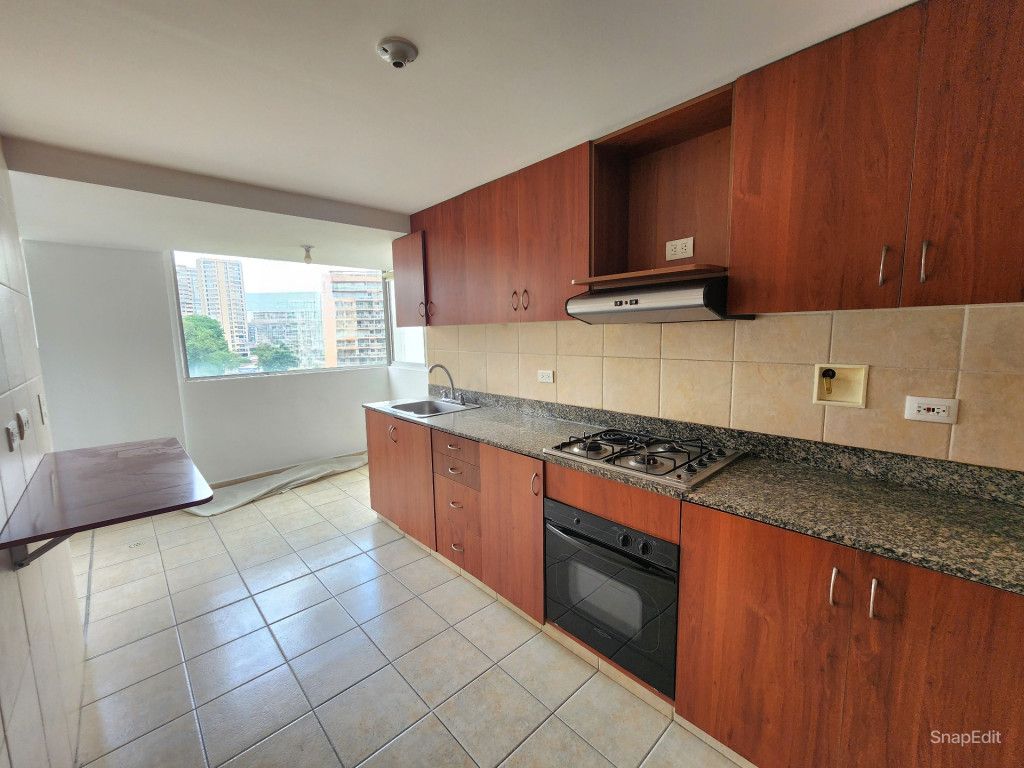 Apartamento en venta Antioquia Medellín Naranjal 120 m2 Habitaciones 3 Baños 4 Garajes 2 Precio $960000000