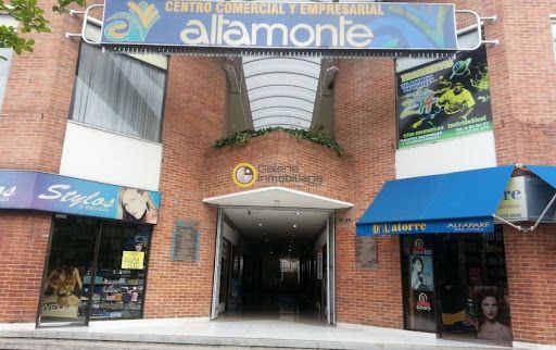 Local en arriendo Santander Bucaramanga Sotomayor 12 m2 Habitaciones 0 Baños 0 Garajes 0 Precio $650000