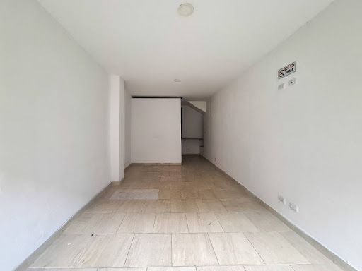 Local en arriendo Antioquia Itagüí Araucaria 43 m2 Habitaciones 0 Baños 1 Garajes 0 Precio $1100000
