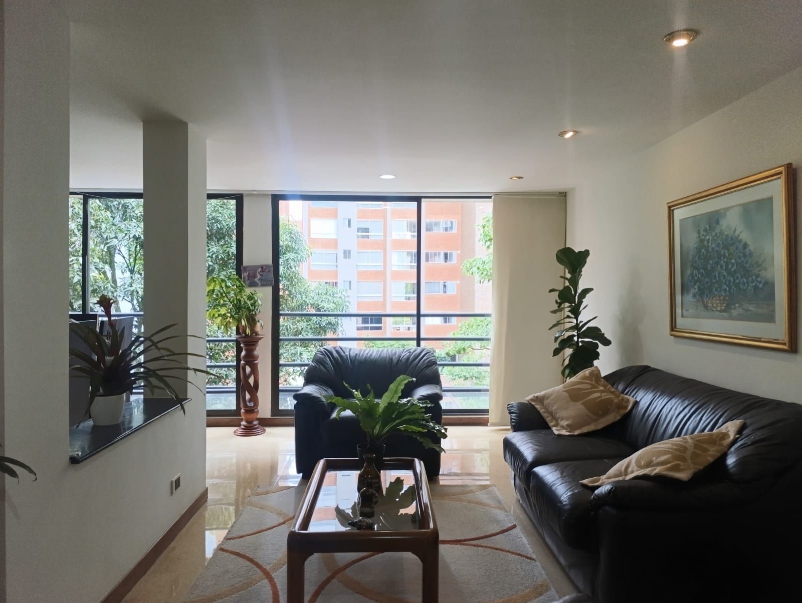 Casa en venta Antioquia Medellín El Tesoro 210 m2 Habitaciones 3 Baños 4 Garajes 2 Precio $1400000000