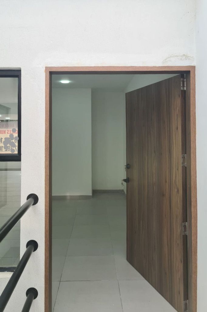 Oficina en arriendo Valle Del Cauca Cali Chipichape 65 m2 Habitaciones 0 Baños 1 Garajes 0 Precio $2400000