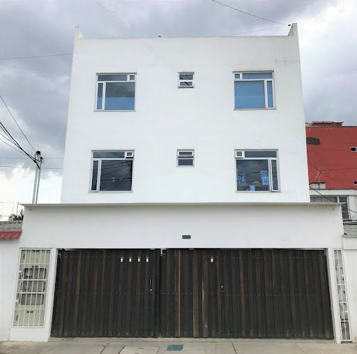 Edificio en venta Cundinamarca Bogotá Modelia 468 m2 Habitaciones 5 Baños 8 Garajes 3 Precio $1850000000