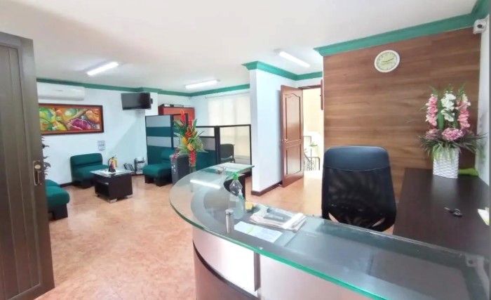Oficina en arriendo Valle Del Cauca Palmira El Prado 530 m2 Habitaciones 0 Baños 7 Garajes 0 Precio $9000000