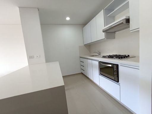 Apartaestudio en arriendo Antioquia Medellín El Poblado 60 m2 Habitaciones 1 Baños 2 Garajes 1 Precio $3700000