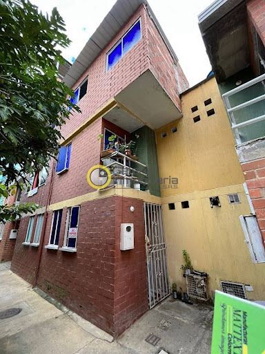 Casa en venta Santander Bucaramanga Ub Paseo La Feria 48 m2 Habitaciones 3 Baños 2 Garajes 0 Precio $180000000