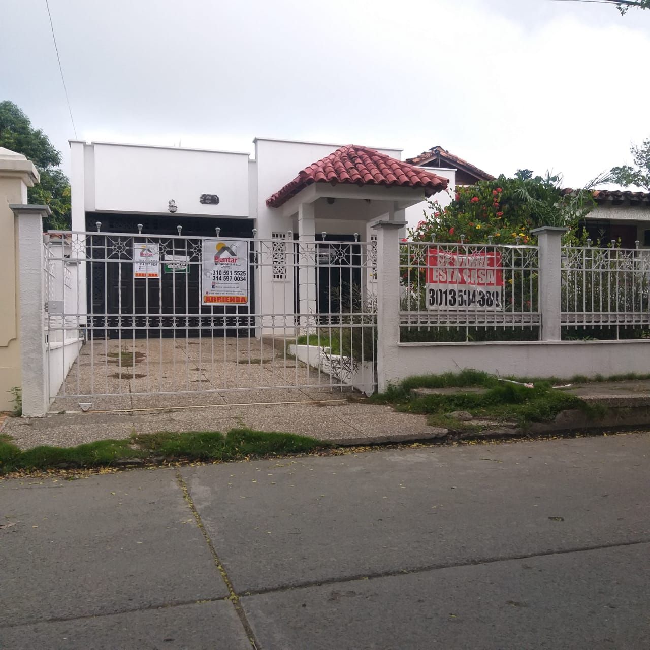 Casa en arriendo o venta Córdoba Montería El Recreo 225 m2 Habitaciones 4 Baños 4 Garajes 1 Precio venta $900000000 Precio arriendo $4000000