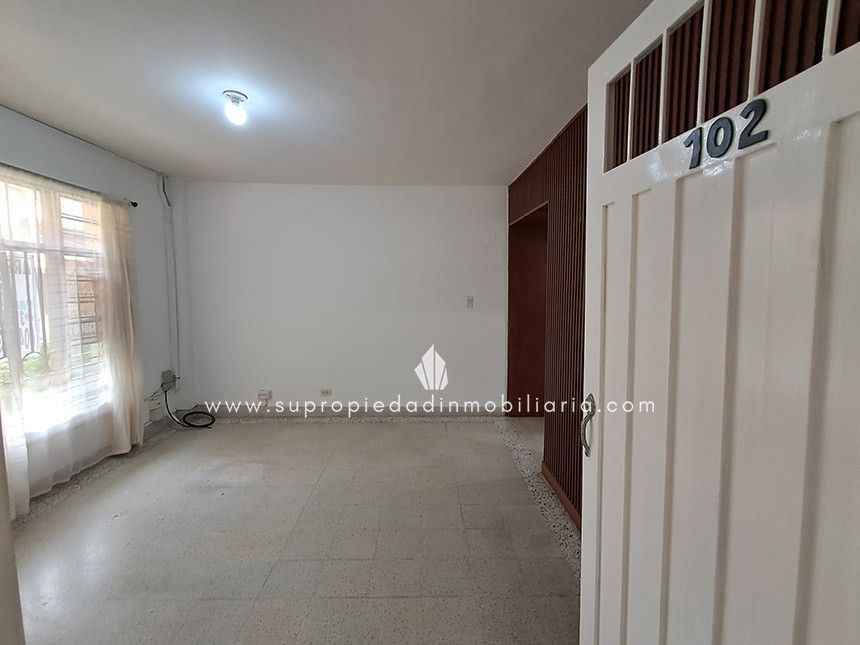 Oficina en arriendo Antioquia Medellín Simon Bolivar 35 m2 Habitaciones 0 Baños 1 Garajes 0 Precio $2100000