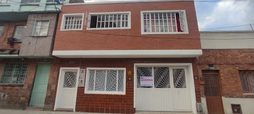 Bodega en arriendo Cundinamarca Bogotá Santander 120 m2 Habitaciones 0 Baños 2 Garajes 0 Precio $4000000