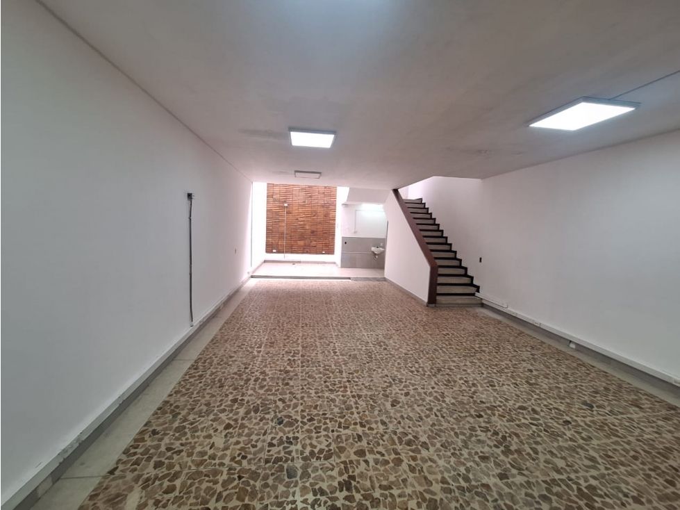 Local en venta Cundinamarca Bogotá Emaus 147 m2 Habitaciones 0 Baños 1 Garajes 0 Precio $1200000000