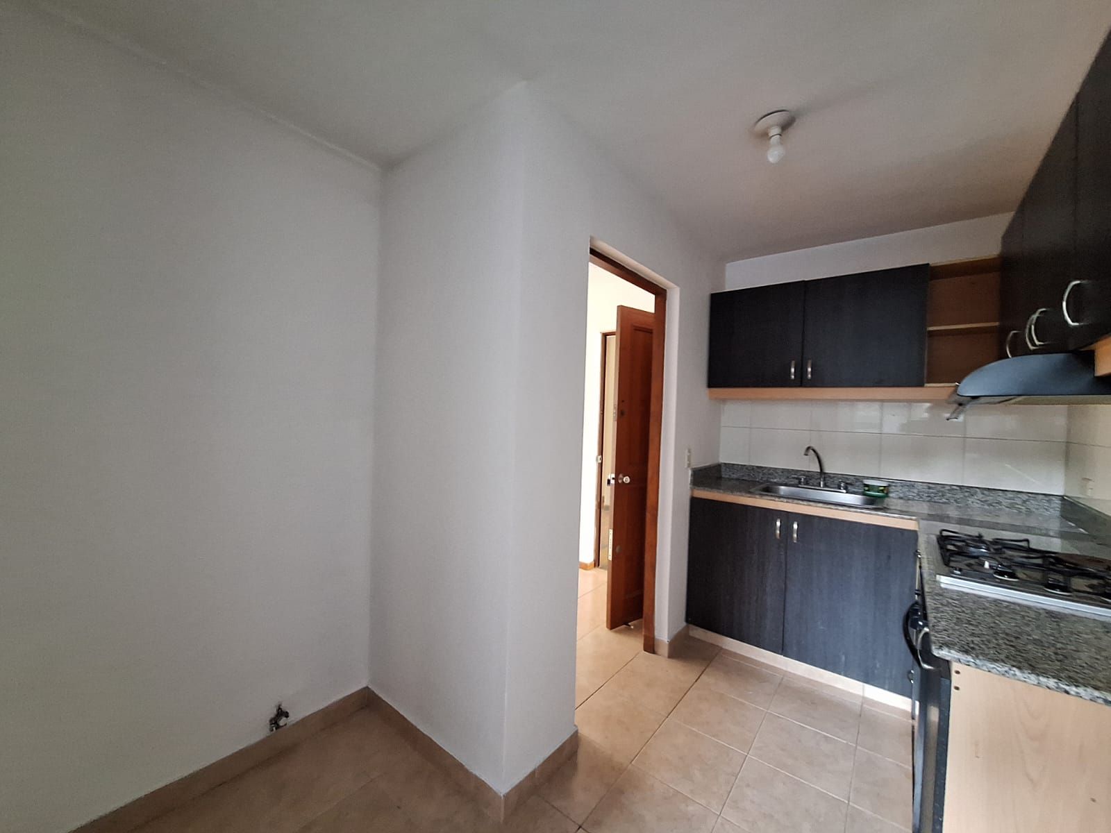 Apartamento en arriendo Antioquia Medellín Alejandria 93 m2 Habitaciones 3 Baños 2 Garajes 1 Precio $3800000