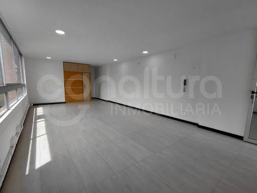 Oficina en arriendo Antioquia Medellín Castropol 47 m2 Habitaciones 0 Baños 1 Garajes 12 Precio $3600000