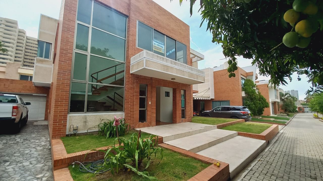 Casa en arriendo Atlántico Barranquilla Cr Villa Campestre 355 m2 Habitaciones 4 Baños 4 Garajes 0 Precio $6000000