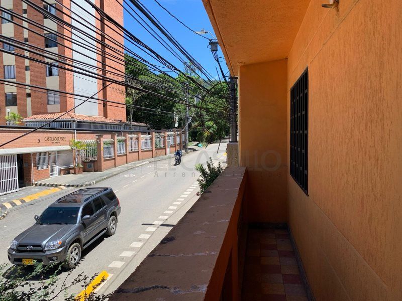 Casa en venta Antioquia Medellín La Gloria 344 m2 Habitaciones 7 Baños 3 Garajes 0 Precio $1200000000
