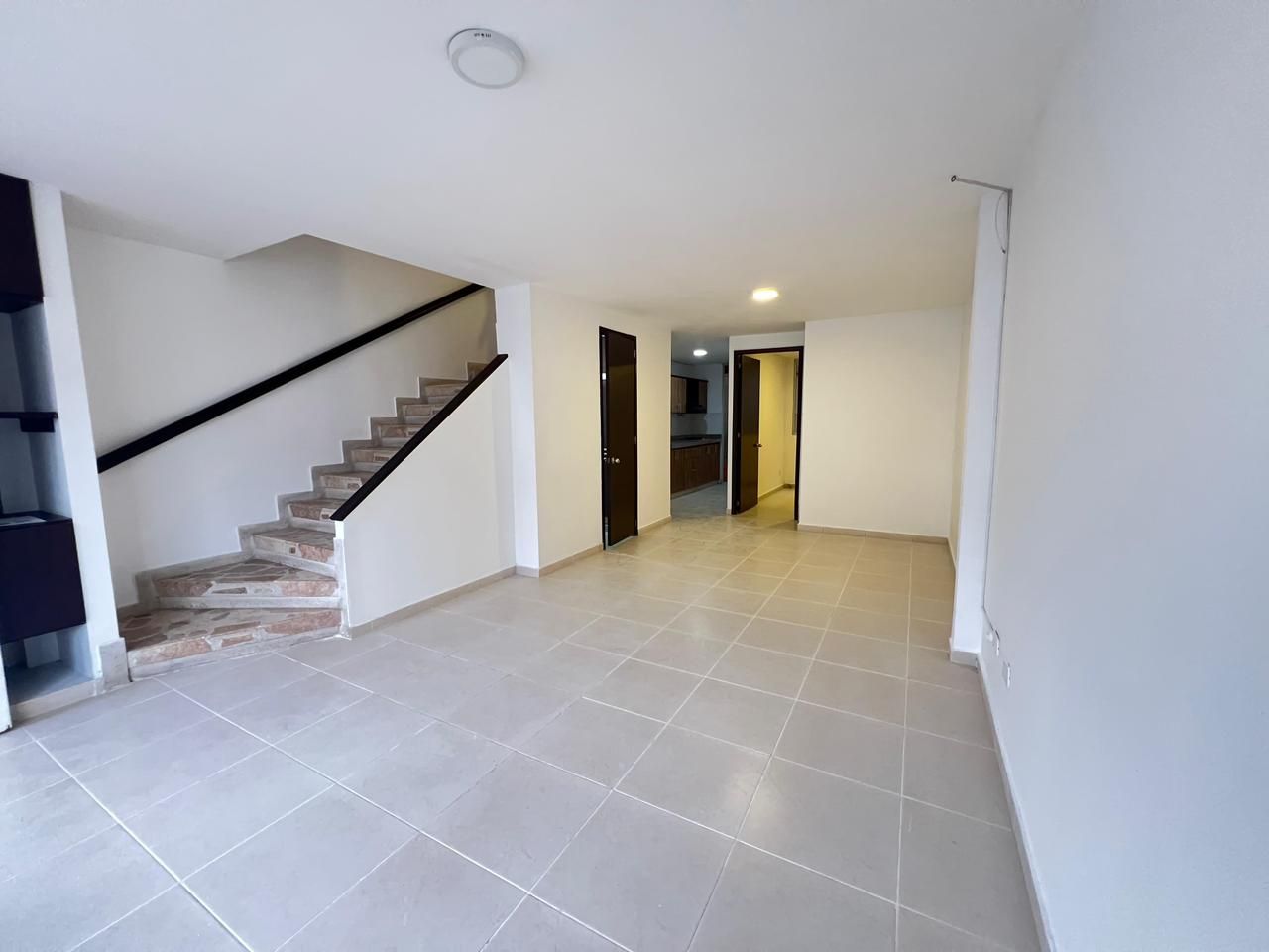 Casa en arriendo Risaralda Pereira Bulevar De Las Villas 160 m2 Habitaciones 4 Baños 4 Garajes 2 Precio $3850000