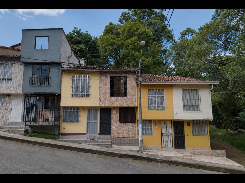 Apartamento en arriendo Antioquia Medellín Cataluña 90 m2 Habitaciones 3 Baños 2 Garajes 0 Precio $1800000