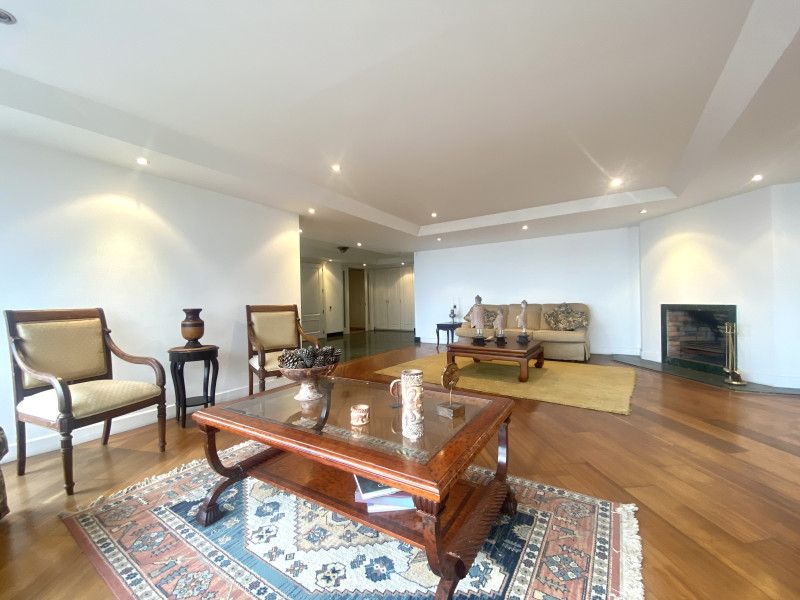 Apartamento en arriendo Cundinamarca Bogotá El Refugio 350 m2 Habitaciones 4 Baños 4 Garajes 3 Precio $15000000