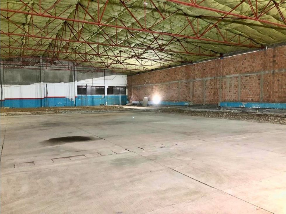 Lote en venta Valle Del Cauca Cali El Gran Limonar 1800 m2 Habitaciones 0 Baños 3 Garajes 0 Precio $5800000000