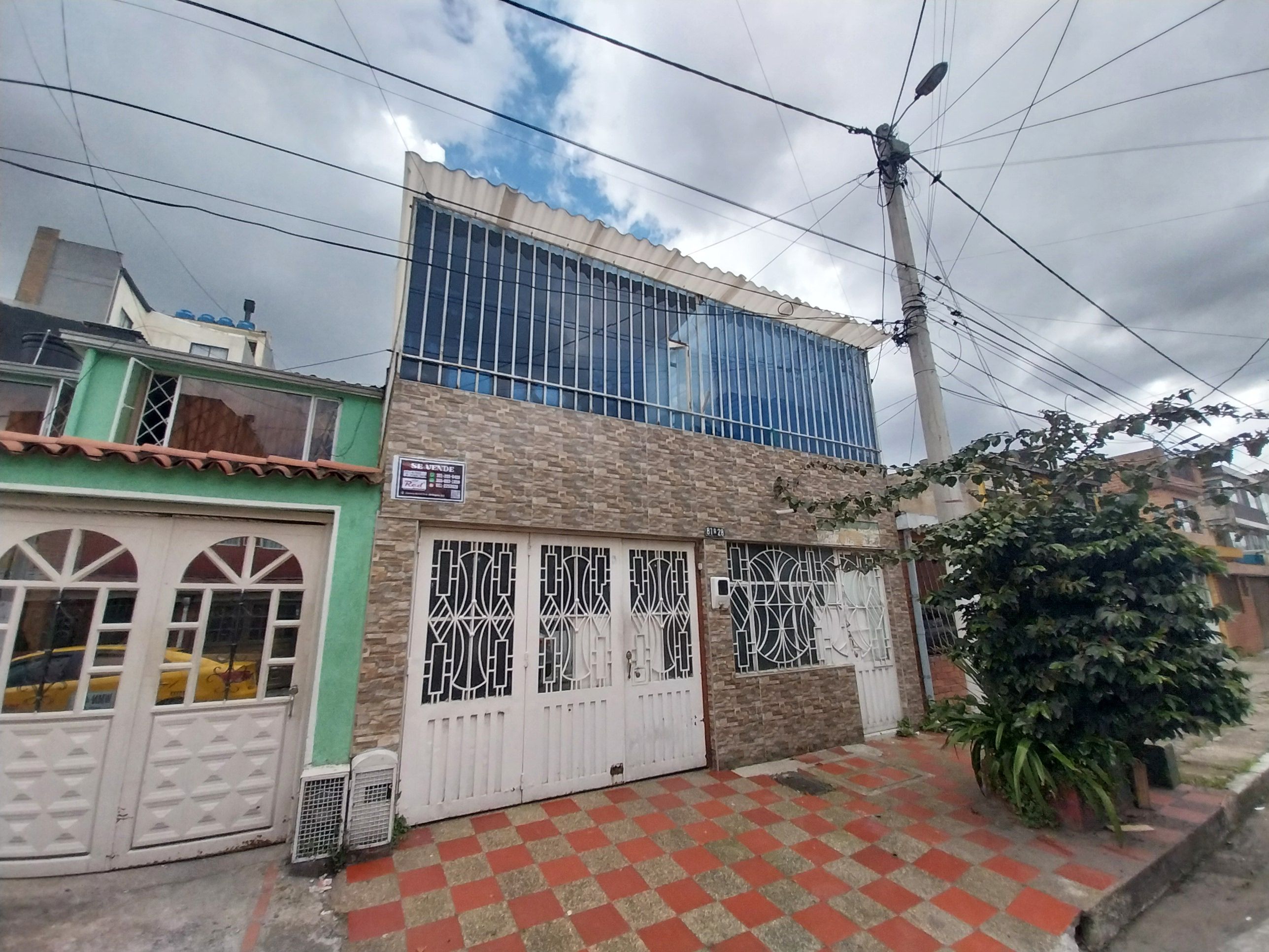 Casa en venta Cundinamarca Bogotá Santa Helenita 114 m2 Habitaciones 6 Baños 3 Garajes 1 Precio $650000000