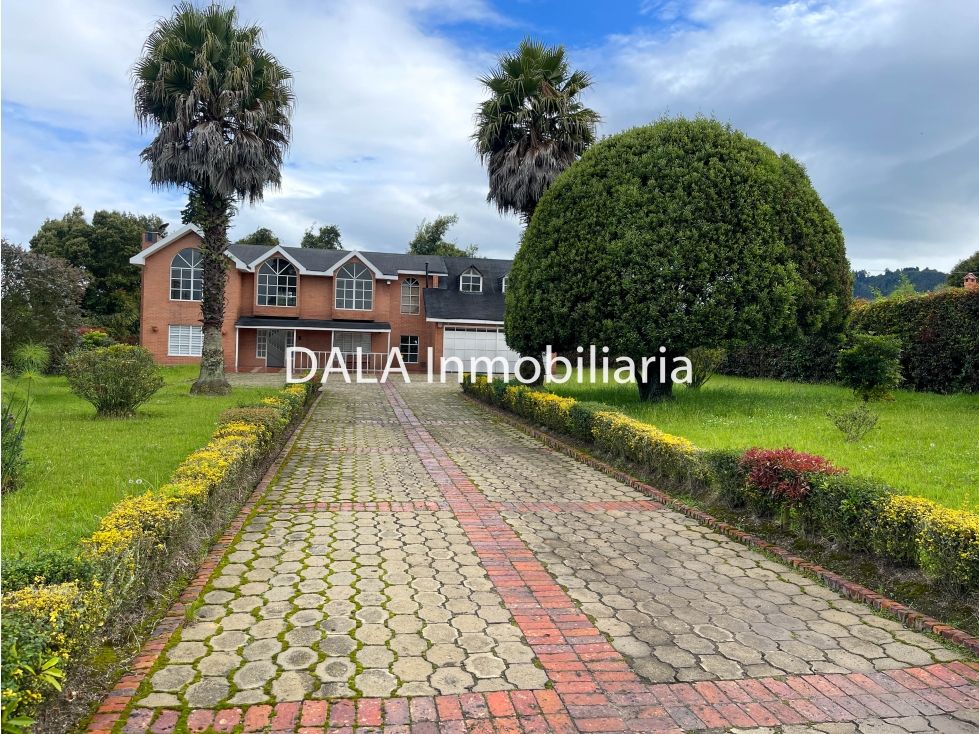 Casa en arriendo Cundinamarca Chía Chia 249 m2 Habitaciones 4 Baños 4 Garajes 10 Precio $7499900