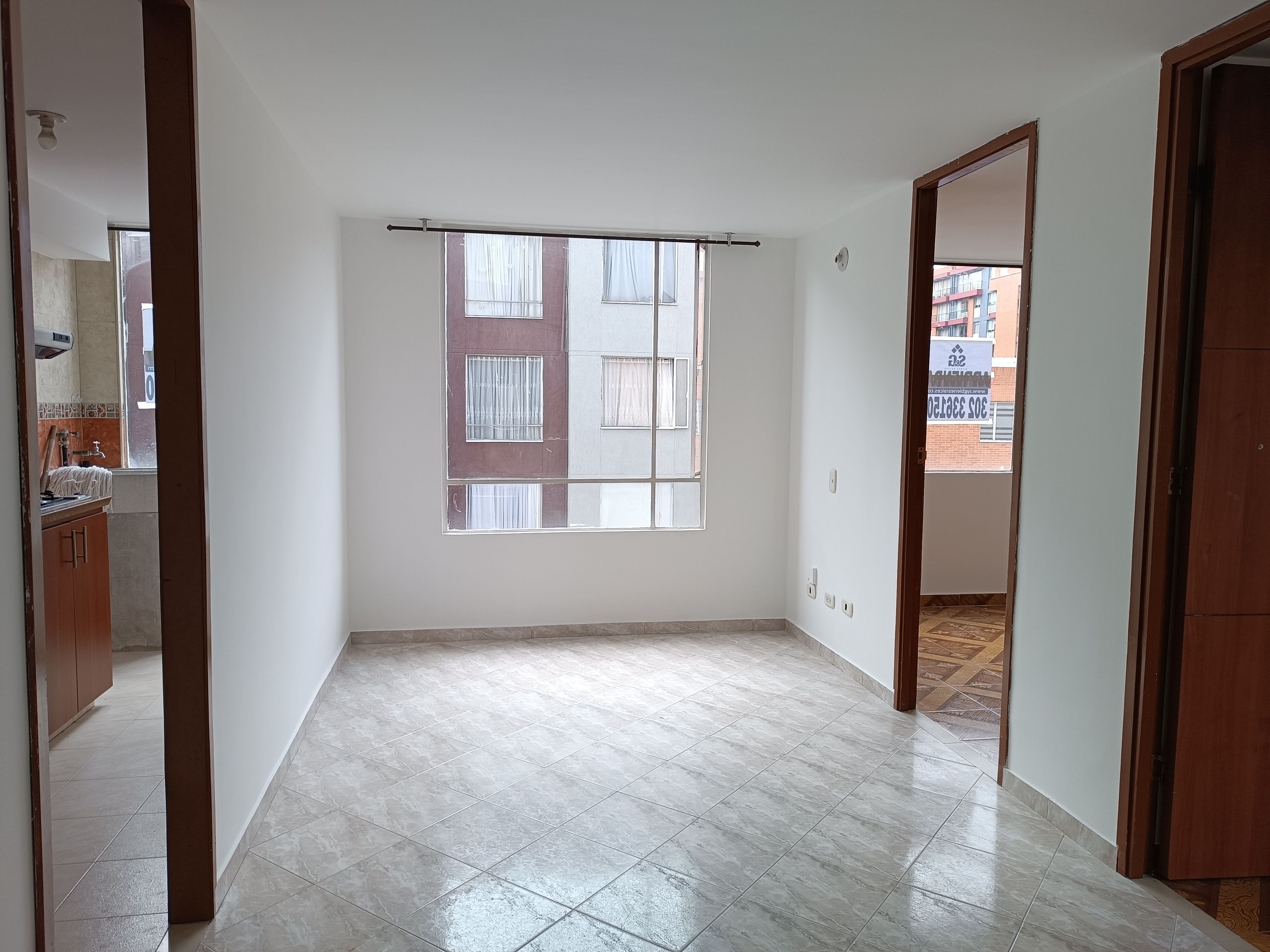 Apartamento en arriendo Cundinamarca Bogotá Cjr Alsacia Real 45 m2 Habitaciones 3 Baños 1 Garajes 0 Precio $1450000