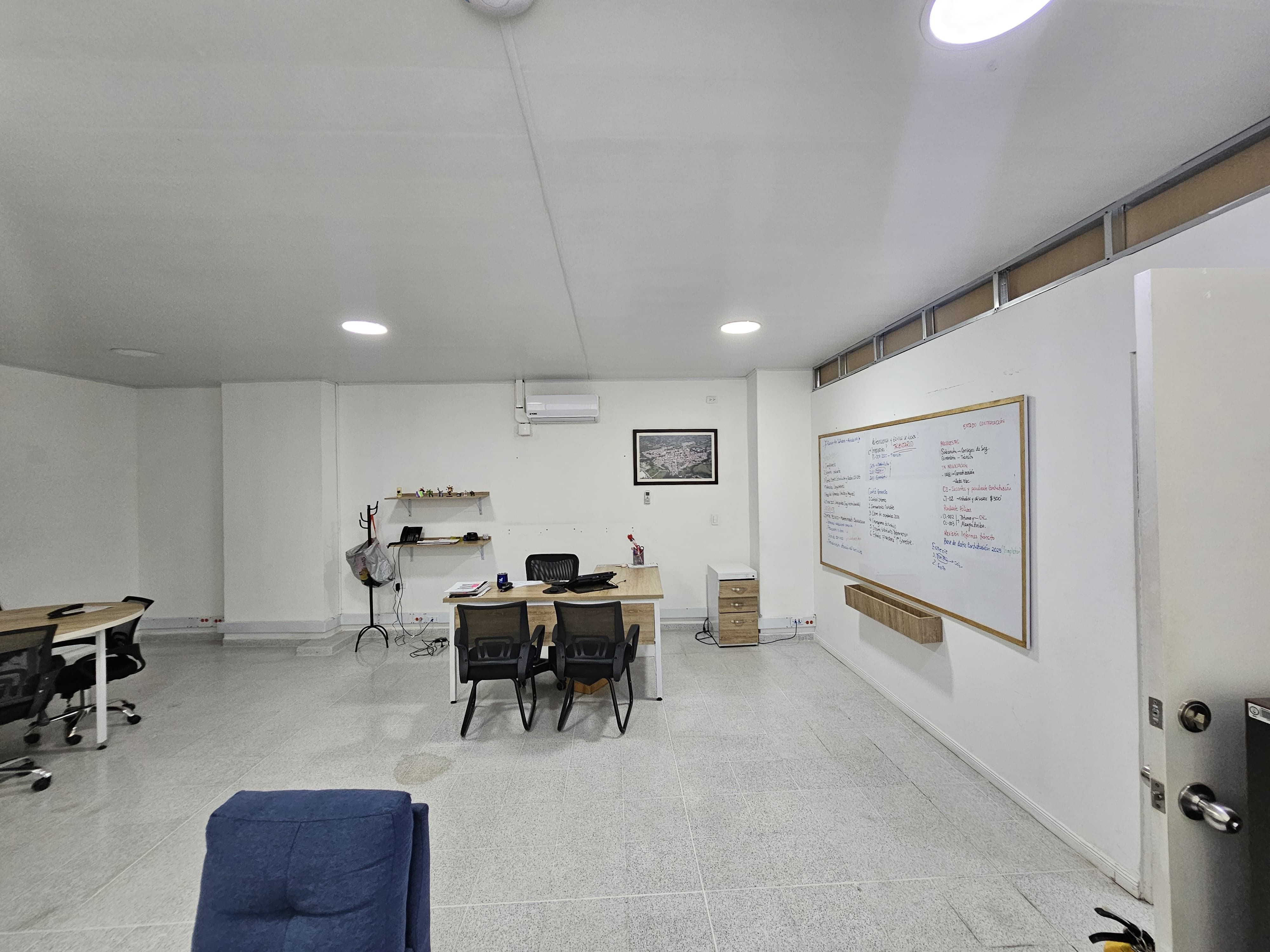 Local en arriendo Antioquia Girardota Centro 355 m2 Habitaciones 0 Baños 2 Garajes 0 Precio $12000000