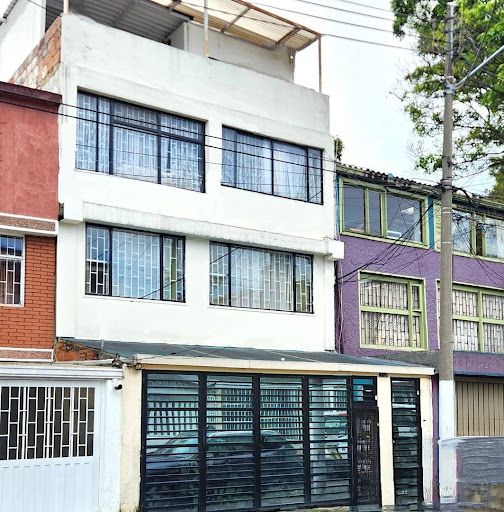 Edificio en venta Cundinamarca Bogotá Villa Inés 120 m2 Habitaciones 4 Baños 7 Garajes 1 Precio $1500000000