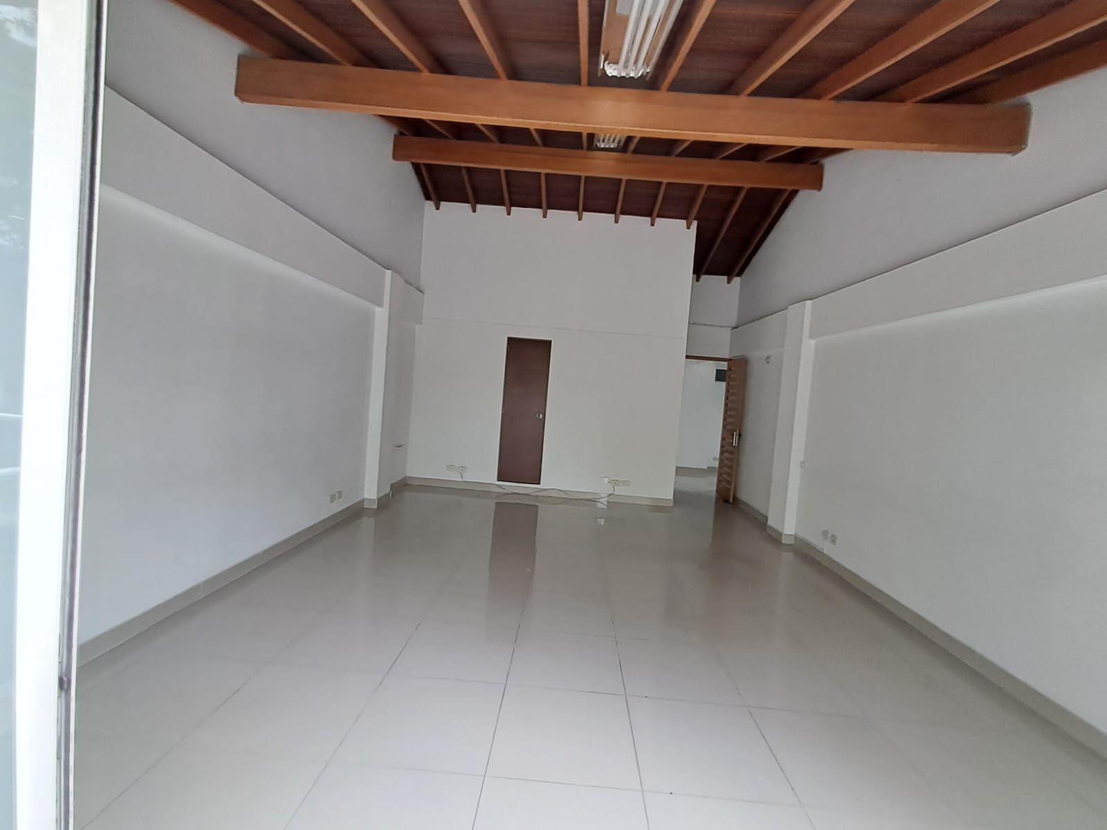 Oficina en arriendo Antioquia Rionegro Gualanday 55 m2 Habitaciones 0 Baños 1 Garajes 0 Precio $2800000