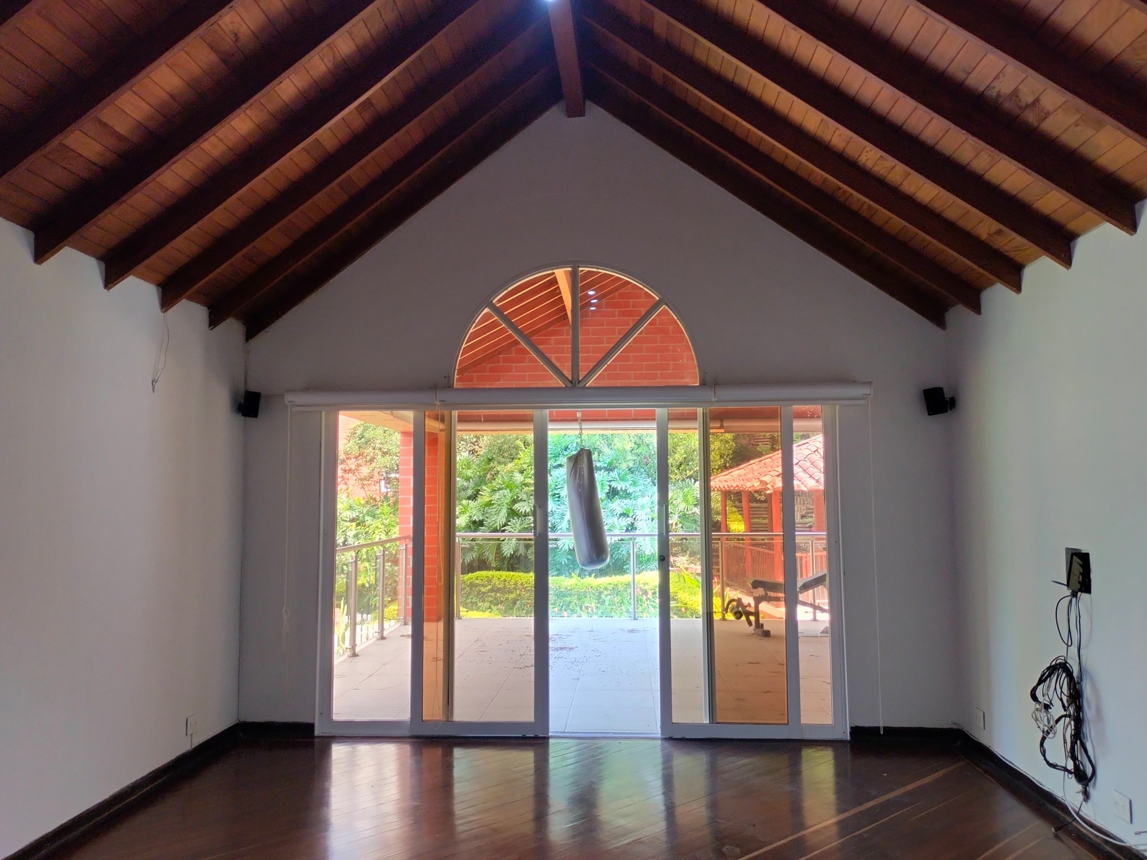 Casa en venta Antioquia Medellín Los Naranjos 480 m2 Habitaciones 4 Baños 5 Garajes 0 Precio $4150000000