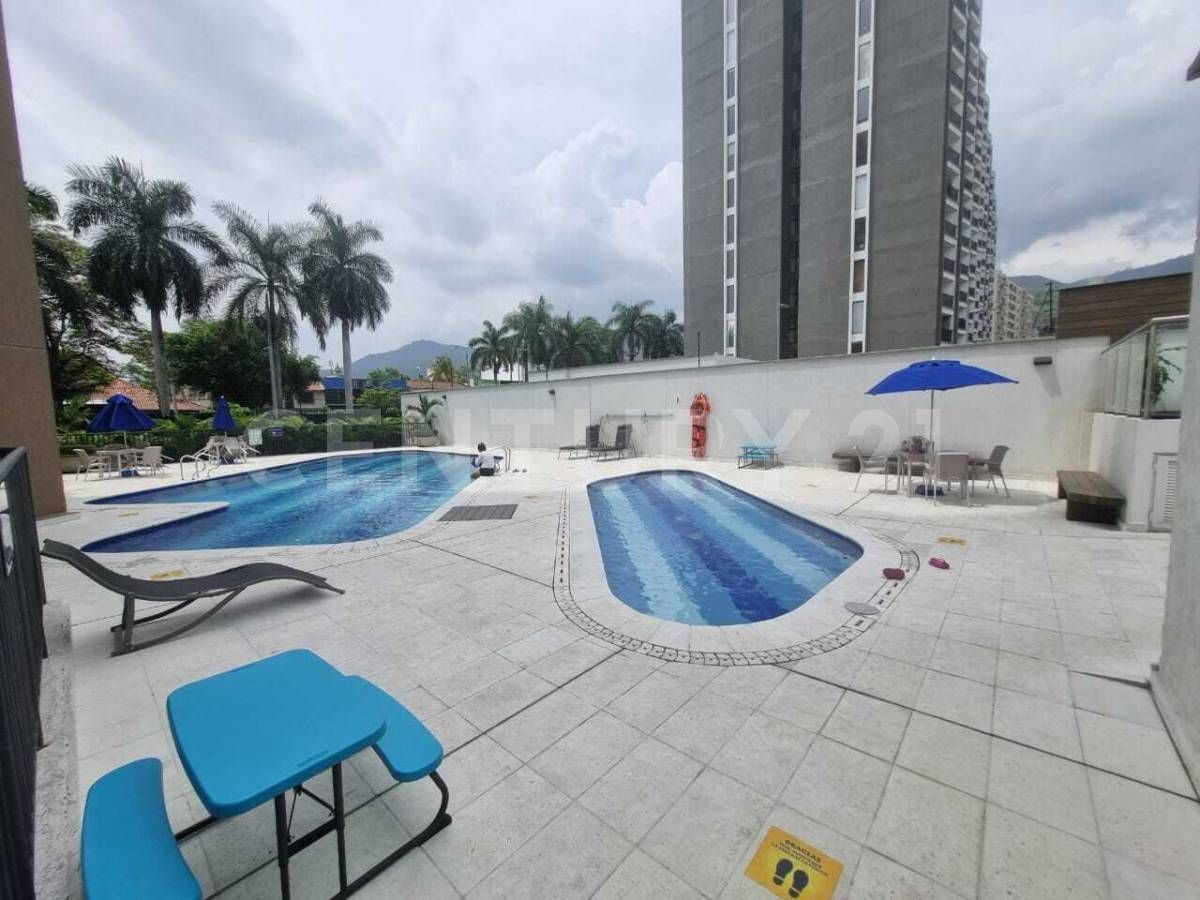 Apartamento en venta Valle Del Cauca Cali Conjunto Residencial Castilla 102 m2 Habitaciones 3 Baños 3 Garajes 2 Precio $566000000