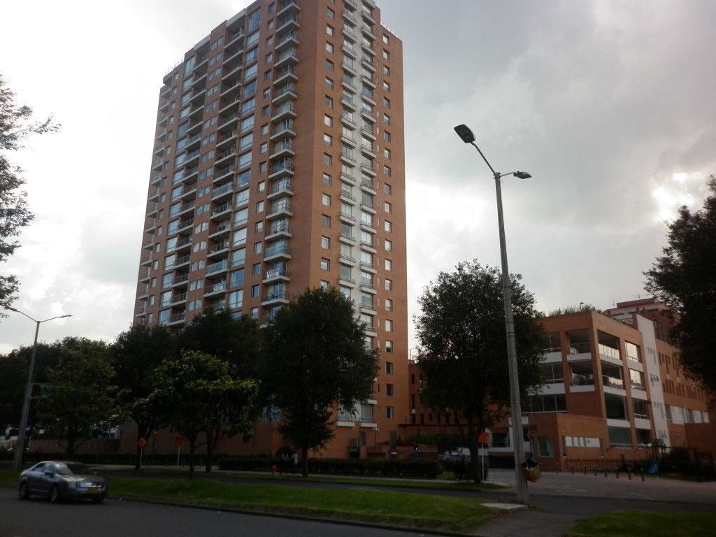 Apartamento en venta Cundinamarca Bogotá Atenas 265 m2 Habitaciones 4 Baños 5 Garajes 2 Precio $1550000000