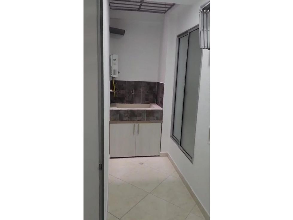 Apartaestudio en arriendo Antioquia Envigado Alcalá 40 m2 Habitaciones 1 Baños 1 Garajes 0 Precio $2200000